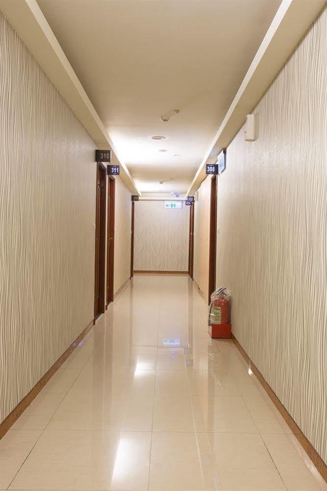 Happy Hotell Taipei Eksteriør bilde